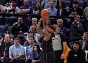 米兰体育入口-包含球员意外受伤重要比赛困境重重的词条