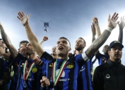 米兰体育官方网站-克罗地亚国家队在国际足球赛事中夺冠