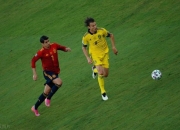 米兰体育官方网站-瑞典队历经苦战，最终取得晋级