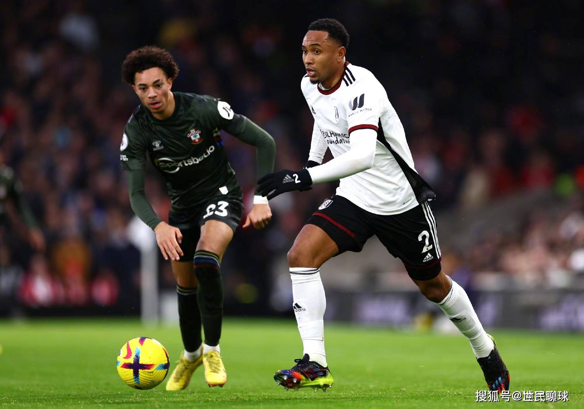 欧预赛实力对决震撼开启，势均力敌拼搏