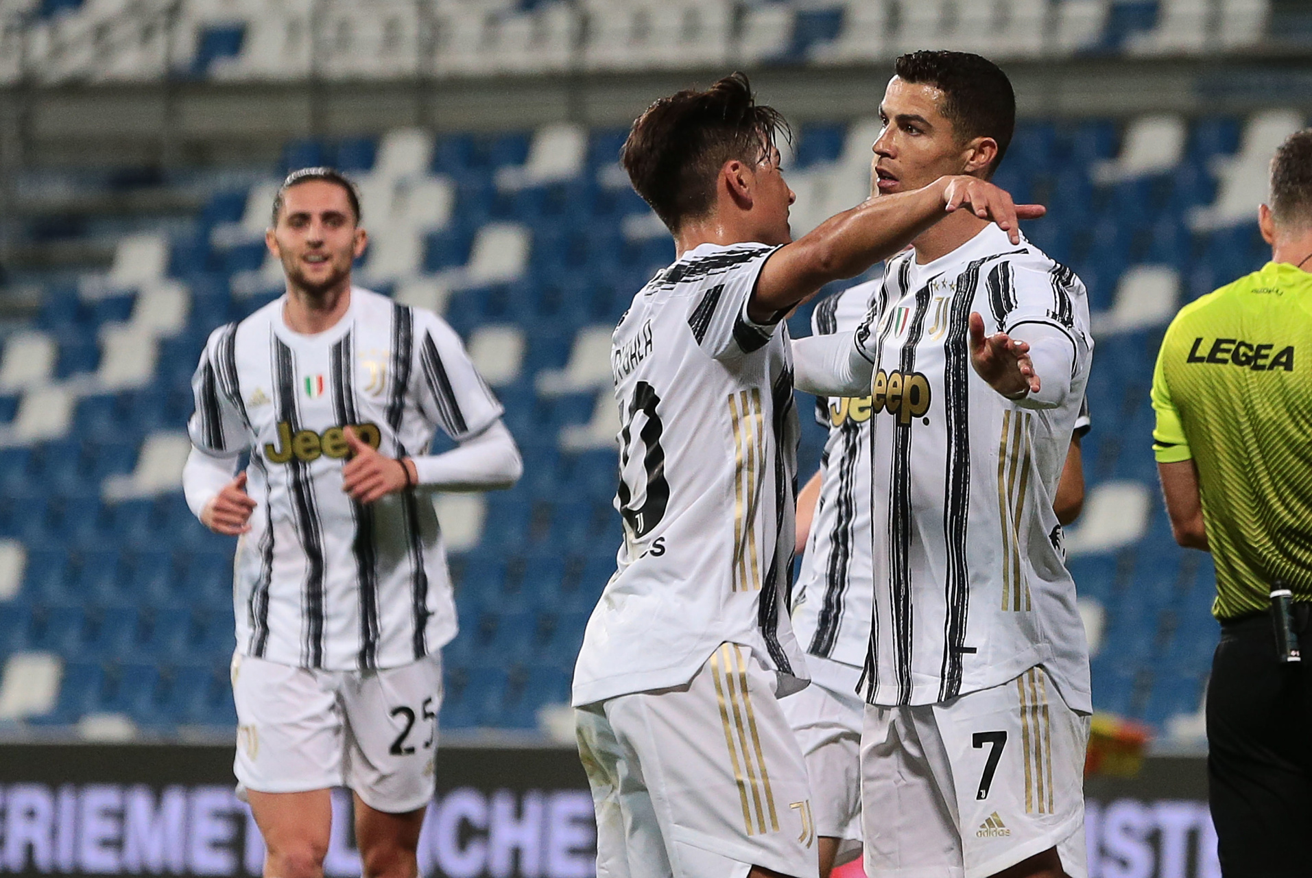 萨索洛客场逆袭，豪取胜利提升排名