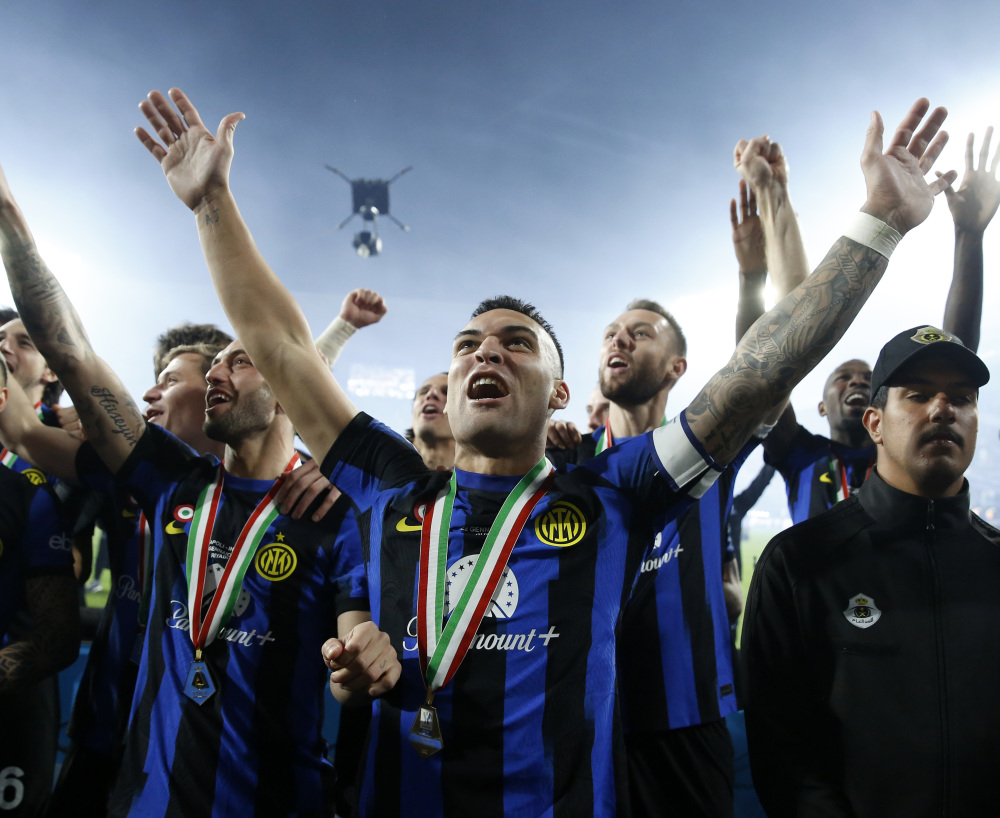 克罗地亚国家队在国际足球赛事中夺冠