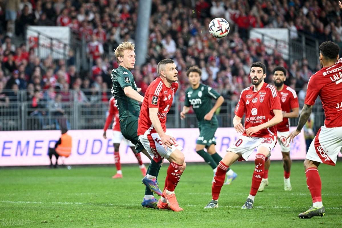 摩纳哥球员信心十足，迎战对手