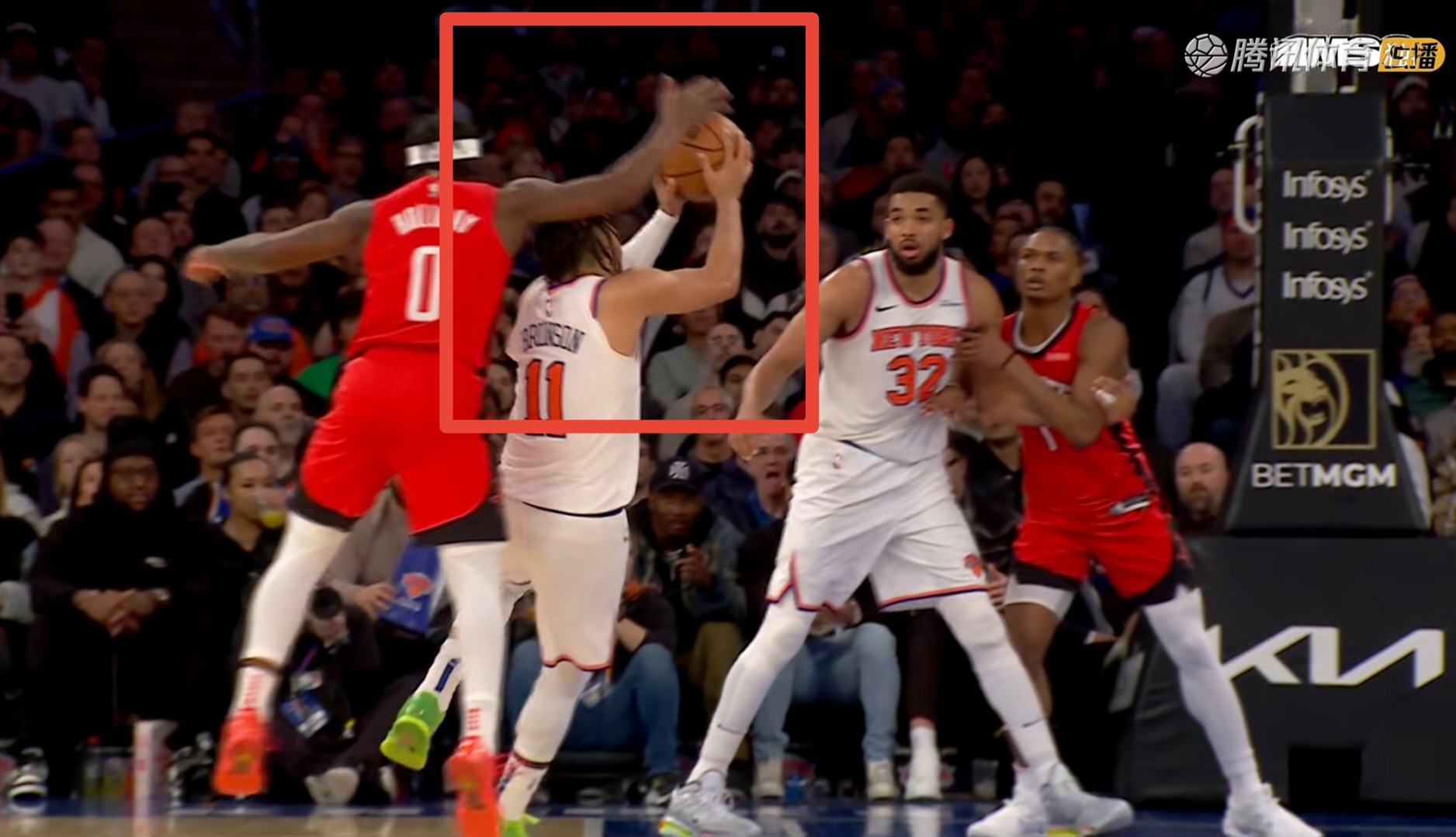 火箭客场力克尼克斯，取得三连胜