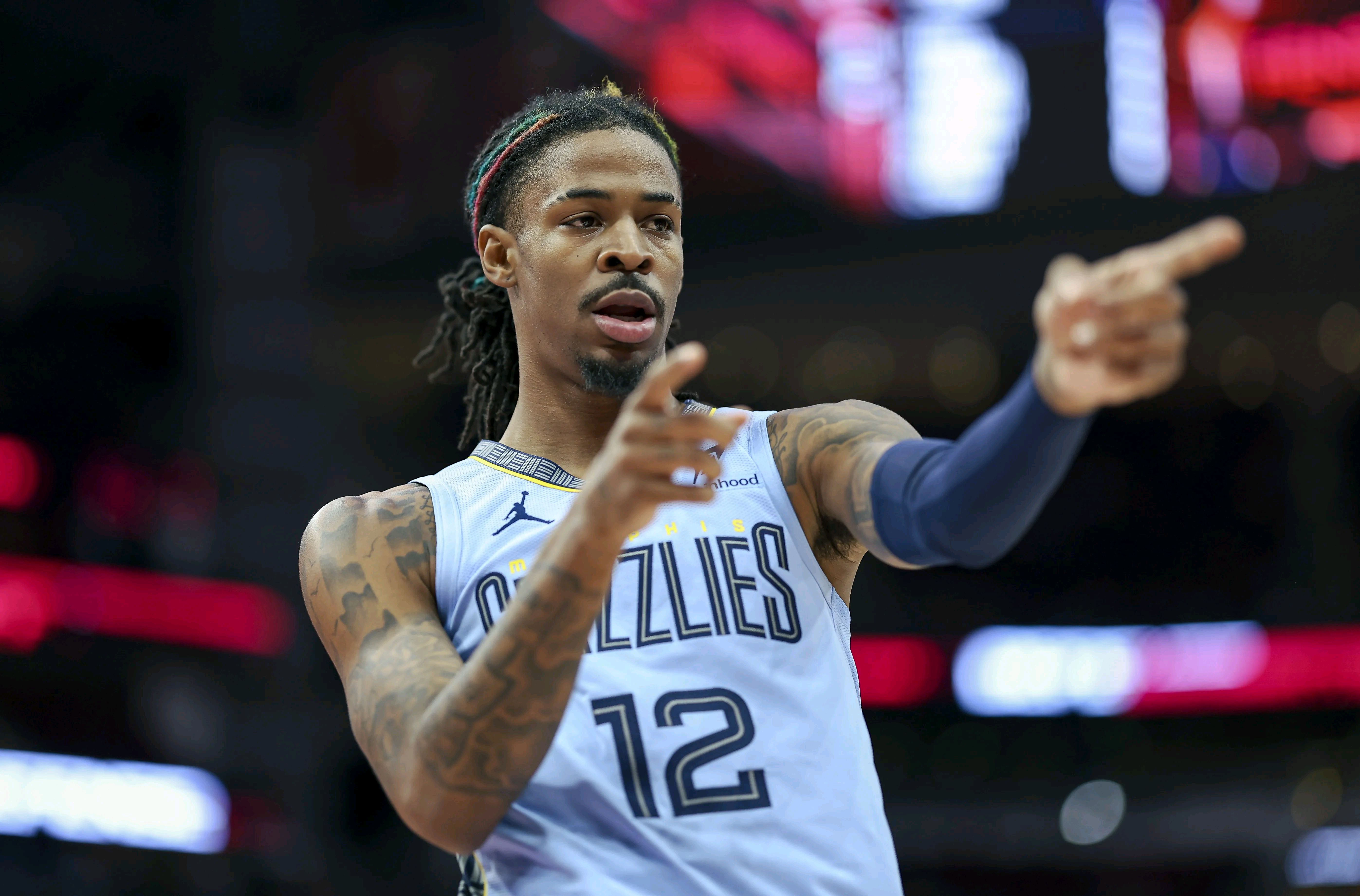 独行侠擒灰熊，卢卡斯表现抢眼