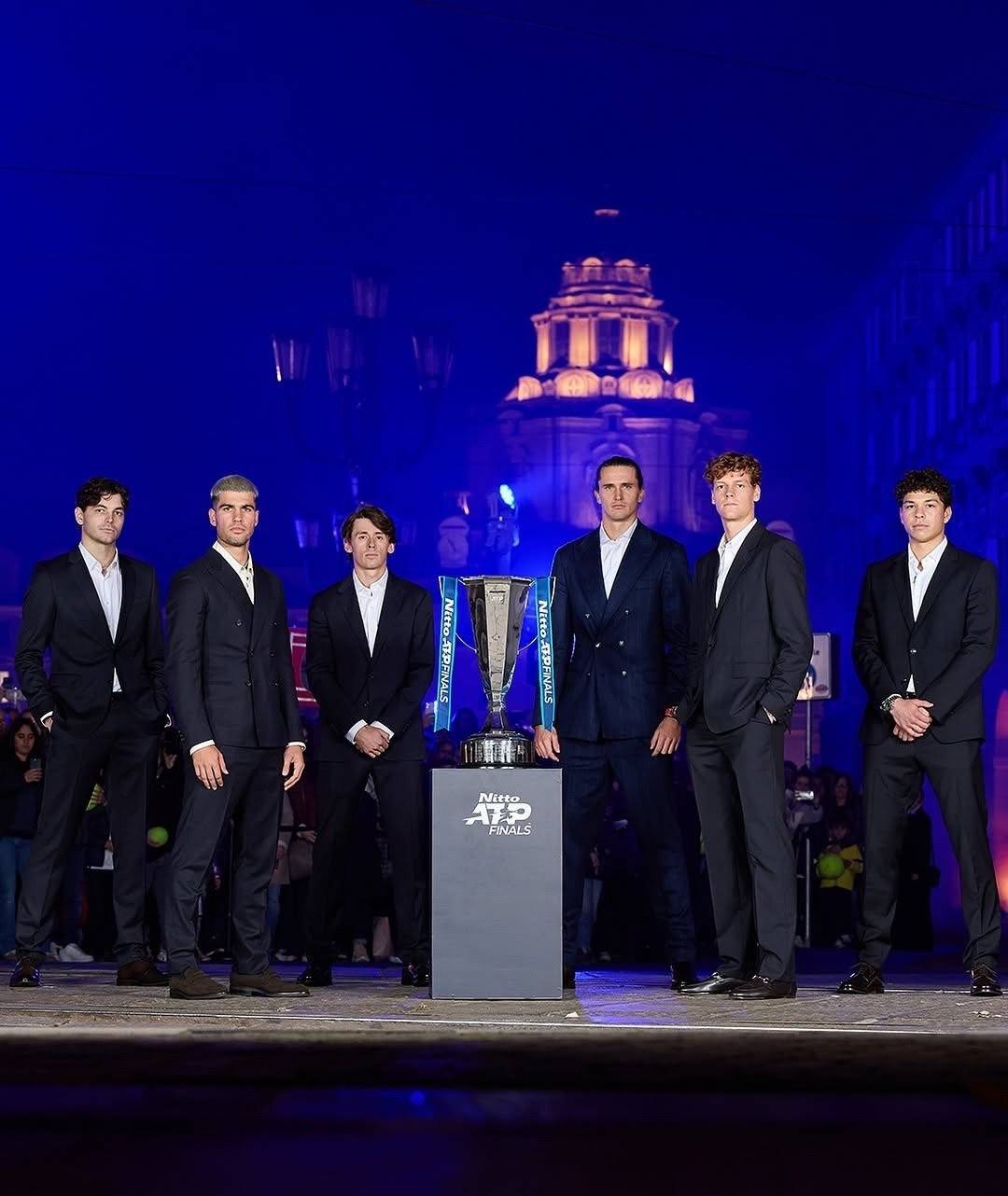 包含拉沃尔杯横扫ATP总决赛，德约科维奇带队取胜的词条