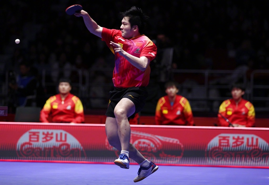 法国队完胜德国队，马龙刷新纪录